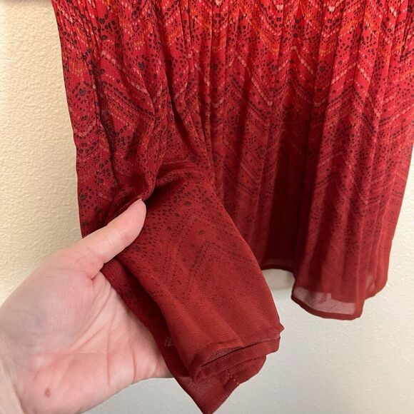 Catherine’s Chevron Printed Blouse Size 2X - Picture 5 of 8